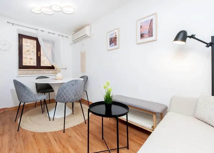 House Elisabeth - A Charming Old Town Daire