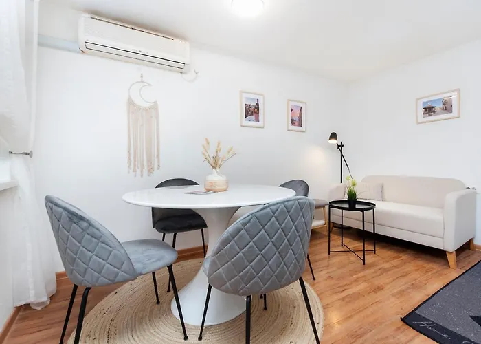 House Elisabeth - A Charming Old Town *