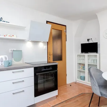 Apartment House Elisabeth - A Charming Old Town