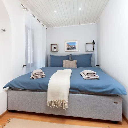 Apartment House Elisabeth - A Charming Old Town *